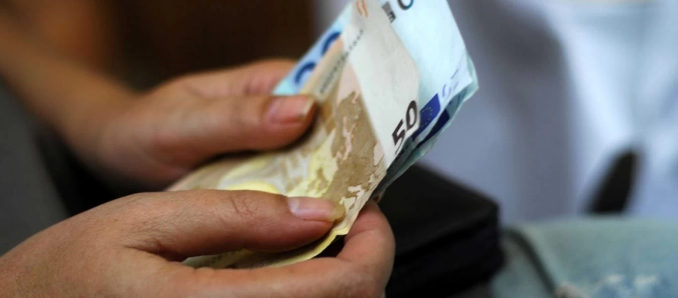 Με διαφορετικές ταχύτητες οι αναστολές συμβάσεων - Ποιοι κλάδοι το δικαιούνται και για πόσους μήνες